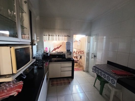 casa-venda-canarinho-igarape-1040100